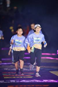 BIB: 
                            <button type="button" onclick="openModal(25219625)" class="btn btn-primary btn-sm float-right btn-popup" data-toggle="modal" data-target=".modal-high-quality">
                        <i class="fas fa-shopping-cart"></i> Add to Cart
                    </button>
                                            <button type="button" onclick="isThisMe(25219625, true)" class="btn btn-success btn-sm float-right btn-popup btn-isme hidden" data-toggle="tooltip" data-placement="bottom" title="นี่คือรูปของคุณใช่ไหม คลิกที่นี่เพื่อเอาเข้าอัลบั้ม">
                        <i class="fas fa-plus"></i> Add to album
                    </button>
                    <button type="button" onclick="isThisMe(25219625, false)" class="btn btn-warning btn-sm float-right btn-popup btn-isnotme hidden">
                        <i class="fas fa-ban"></i> Remove from album
                    </button>